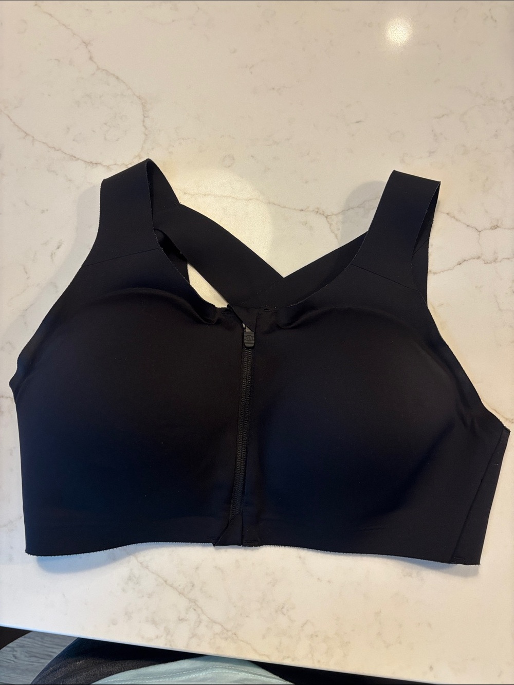 lululemon athletica Black Front-Zip Sports Bra with Wide Straps